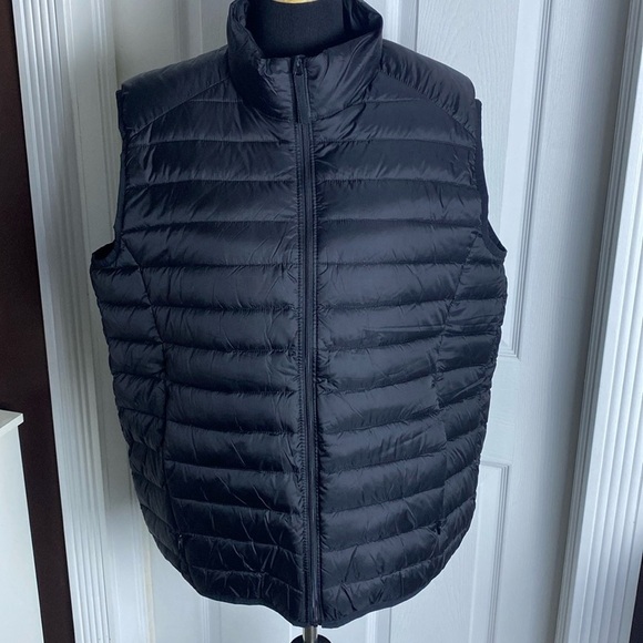 Attention Men’s Ultra Light Down Black Puffer Vest sz XL NWT - Picture 1 of 8